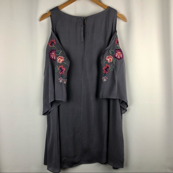 Umgee Floral Embroidered Angel Sleeve Mini Dress - Gray Size Small - Picture 5 of 9